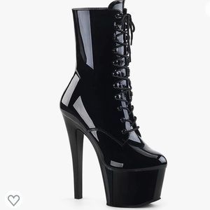 BRAND NEW IN BOX Black Patten Pleaser Boots